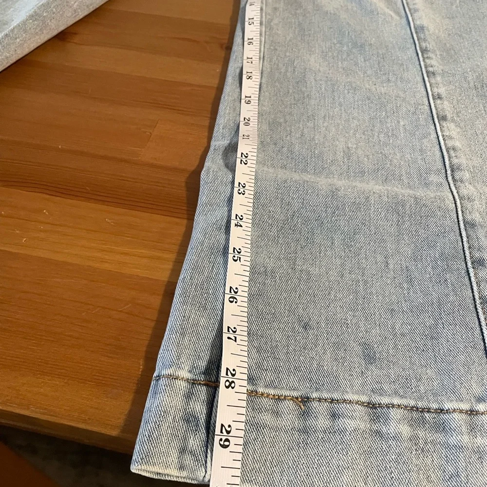 Kensie‎ Light Blue Wide-Leg Jeans with Front Seams Size 8